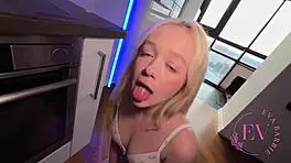 I cant stop fuckin my horny teen step sister with her creampie