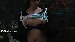 zarinas indian teen 18+ flashing pussy while oriental babes finger outdoors