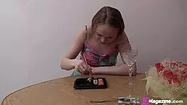 Bianca Looks Stunning While Eating Sushi, But Her Redhead Heat Steals the Show