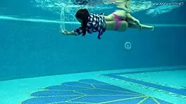 Hot European MILF Sazan Dives Into Underwater Erotics With Big Ass