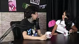 Nympho craves intense group action