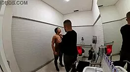 jade cosplay in bathroom halloween