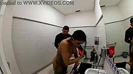 jade cosplay in bathroom halloween