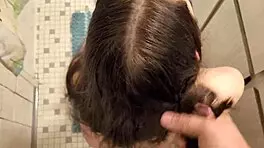 Fetish Cumshot in Hair and Brushing Through
