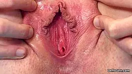 i'm fingerin' my juicy twat until i cum