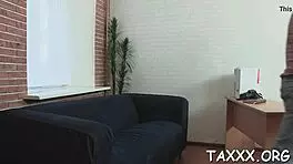 Webcam posing turns into raw teen 18+ fucking session