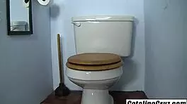 Licensed To Blow - Billy Glide Sucked Off In Gloryhole Kaycee Brooks