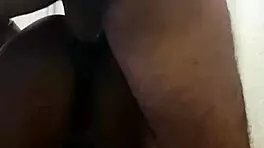 Xxxmetendo a rola na novinha de quatroxxx 😏