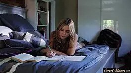 seductive teen 18+ getting pussyfucked outdoors