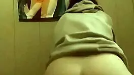 Big Booty Amateur Humps In Doggystyle