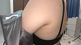 Plump G-Cup Japanese Wife Obsessed with Sex, Huge Boobs Bouncing in Amateur Action