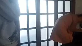 Married woman drops towel for delivery guy 😏