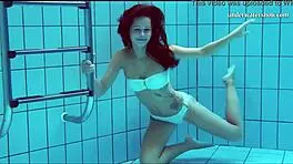 hot tits and shaved pussy in pool 😍