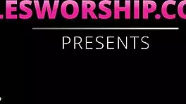 Teen stepsisters Alaina Dawson and Maya Kendrick reunite in lesbian fun!