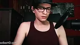 Stepsister Masturbates Boldly in Front of Curious Stepbrother