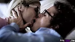 Petite teen 18+ girlfriend piper perri went to boyfriends house and had ORGY with classmates!