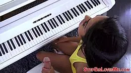 Amateur teen 18+ craves that hot spunk facial after outdoor doggystyle pounding