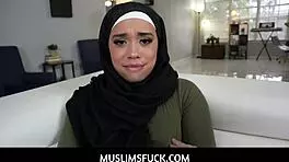 Muslimsfuck! Peter Green Teaches Willow Ryder to Suck and Fuck Massive Cock