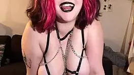 Goth mommy Vanessa Strawberry guides with redhead charm in jerk-off session