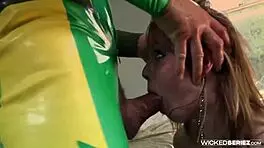 tara lynn foxx rides cock deep