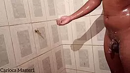 Brigado Com a Mulher, Solo Relief in Bath