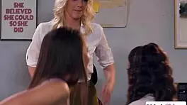 Teen and stepmom facesit blonde babe hard!