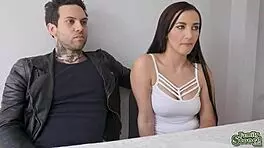 Watch the stud ram Jade Amber's tight pussy doggystyle?