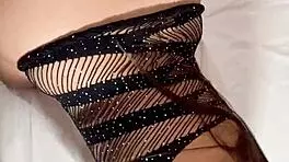 hermosa putita sucks then arches for masturbation 😍