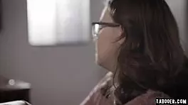 杰伊·泰勒向安吉拉·怀特求助克服恐惧症