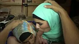 Petite arab teen orgasms in solo pussy play