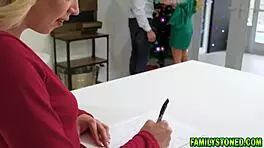 Stepdaughter In Lingerie Gets Pussy Fucked By Santa