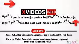 dos hermanastra disputan en quien se follara a su padrastro hasta que la menor decide coger frente a su hermanastra