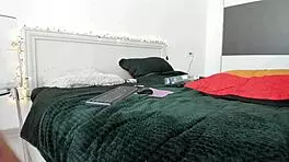 Hey, this hot teen BBW is trying anal for the first time on webcam! 😍