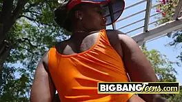 Ebony Cutie Gets Eaten Out Outdoors with Tattoos