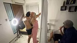 Hijastra Manipulada Y Follada En El Juego De Las Formas De Sombras Al Frente De Sus Padrastros Que Solo Ven Formas De Posiciones Sexuales Eroticas