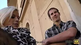 哇，和邻居在隐藏摄像头这么亲密，想看吗？？ 😏