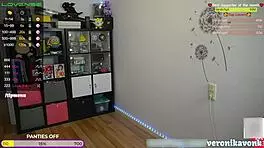 Chubby Teen With Great Boobs Streams Live!