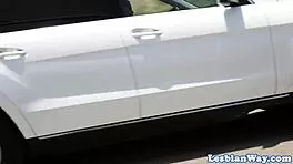 Les milf scissoring with teen in the bathtub