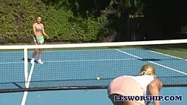 Milf Sarah Vandella gets seduced by a lesbian teen in the hot tub