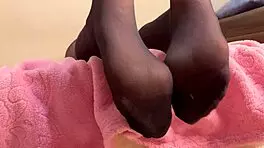 I masturbate and squirt in pantyhose while fingering my wet pussy lips with vibrator