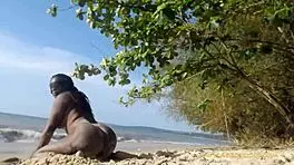 teen with big ass twerks naked on public beach