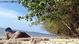 teen with big ass twerks naked on public beach