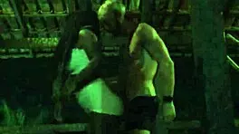 黑人18+少女跪下臣服口交和乳交