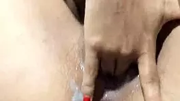 Mucha leche dripping from my tight homemade pussy after fingering