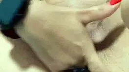 Mucha leche dripping from my tight homemade pussy after fingering