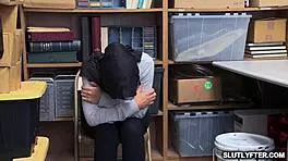 Ella Knox Gets Fuck Like A Surf Board