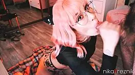 Amateur blowjob from cute teen in glasses 😍