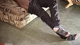 hey, i seduced my stepdaddy while he watched porn