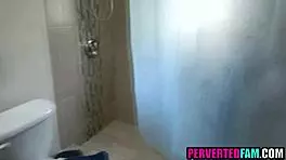 Stepbrother Fucks Stepsister In Shower