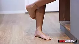 redhead feels intense pleasure as she gives her tight pussy to be licked